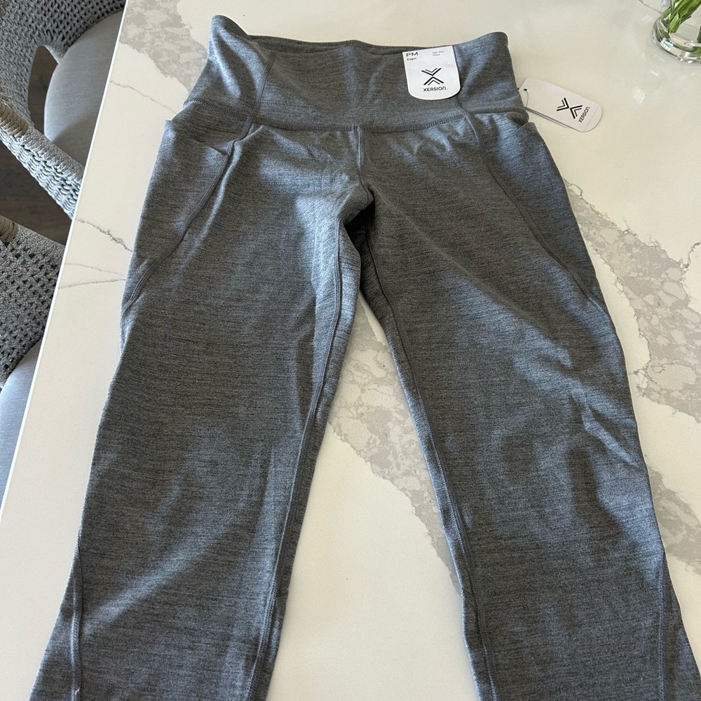 Xersion Gray Leggings High-Rise Moisture-Wicking NWT MP